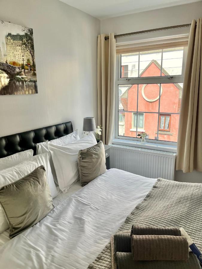 Trinity Apartments Four 1-Bedroom Apts Waterford City Centre المظهر الخارجي الصورة