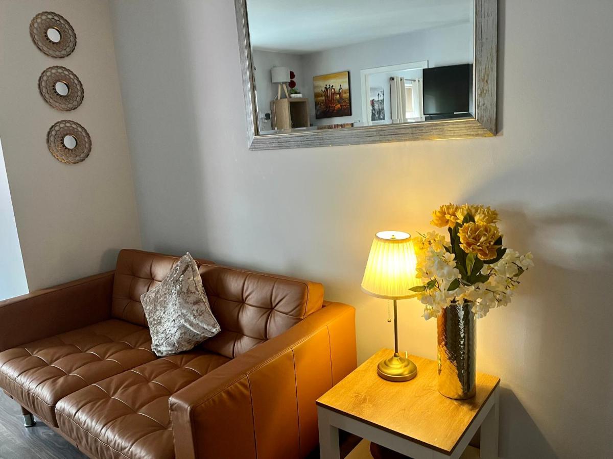 Trinity Apartments Four 1-Bedroom Apts Waterford City Centre المظهر الخارجي الصورة