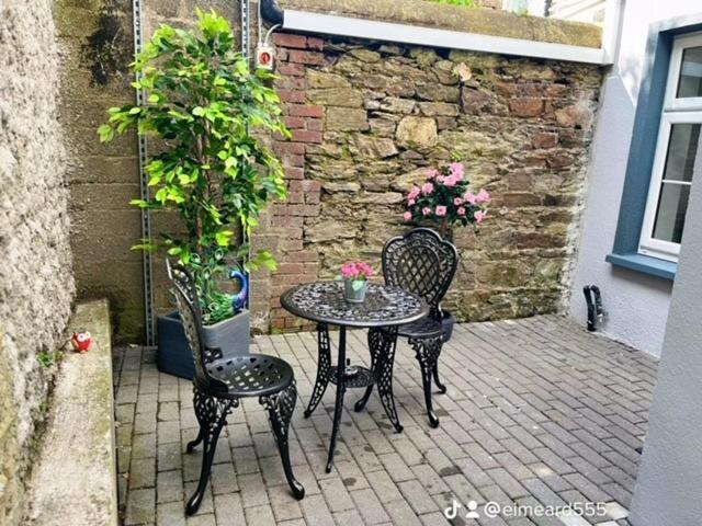 Trinity Apartments Four 1-Bedroom Apts Waterford City Centre المظهر الخارجي الصورة